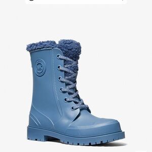 Michael Kors montaigne Winter Boots
PVC/ Mk Repeat Laces
Denim Color